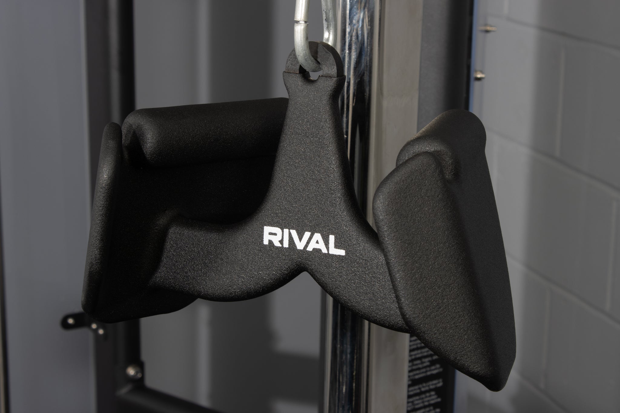 Rival Pulldown Close Grip - Pronate (MAX Grip 2.0)