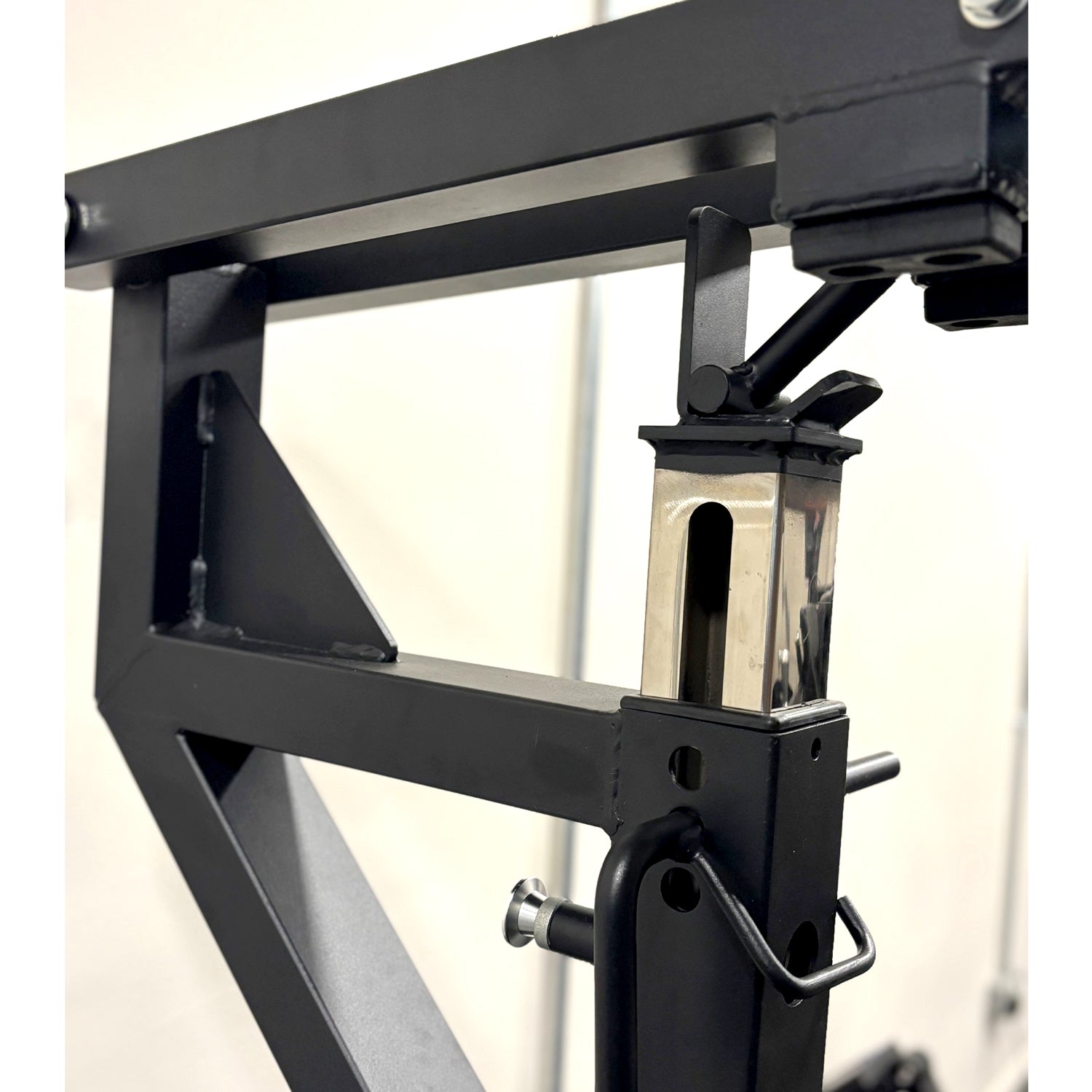 Rival Leverage Squat Machine