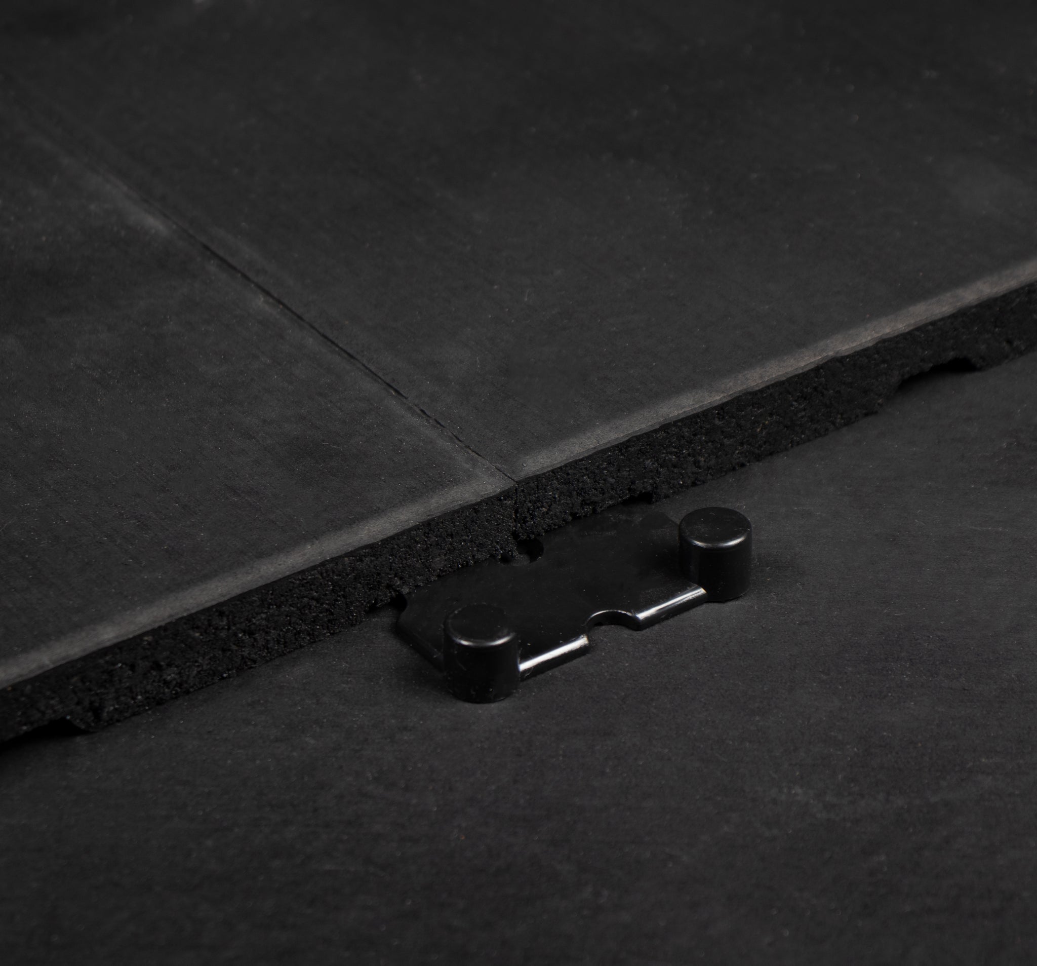 Rival Black Premium Interlocking Rubber Gym Floor Tiles with Connectors (1m x 1m) (20mm)